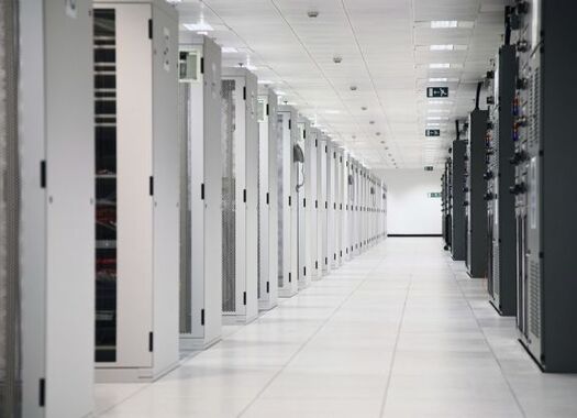Datacenter_group_Delft_verhoogde_vloer_Alteco.jpg